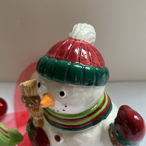 Mikasa snow man salt and pepper shakers. - Picture 2 of 7